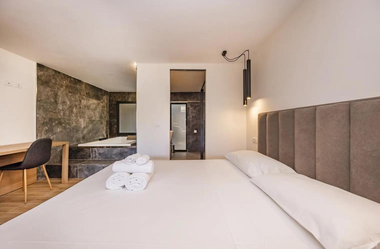 La Brisa Aparthotel Capo dʼOrlando Buitenkant foto