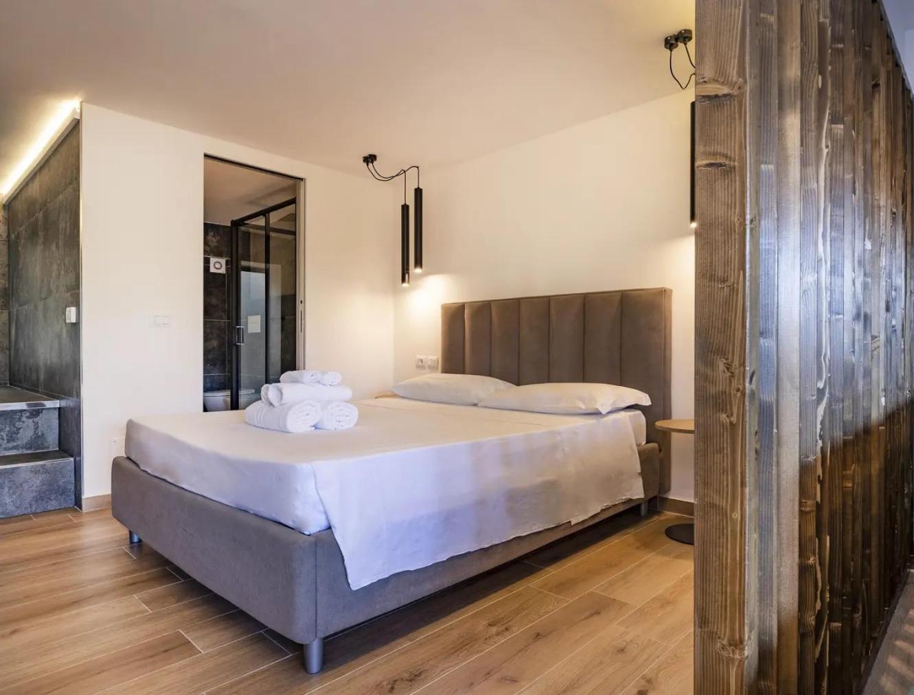 La Brisa Aparthotel Capo dʼOrlando Buitenkant foto